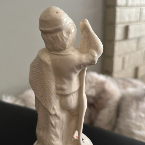 Goldra Hand Painted Fugurine Sculpture E. Palestine Ohio - Picture 8 of 11